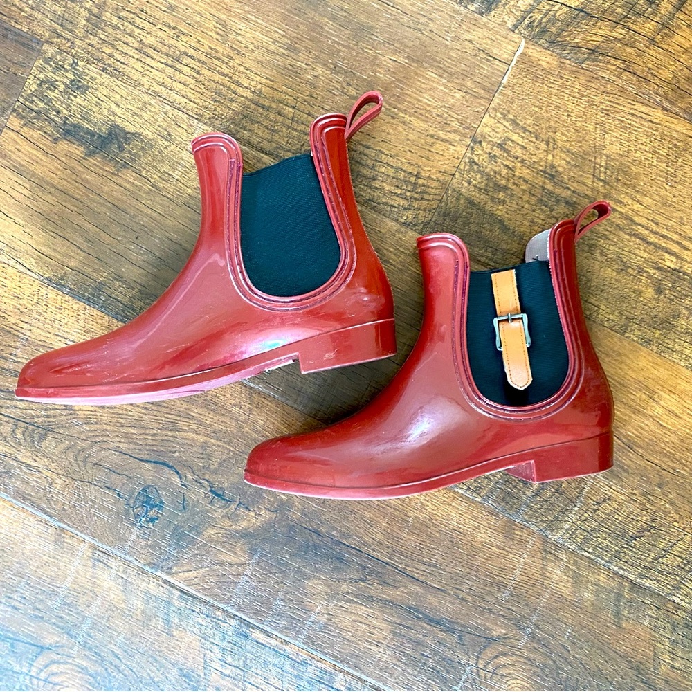 Henry Ferrera Chelsea Rainboots